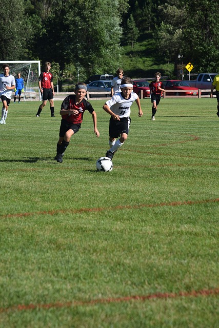 国足U22战乌兹别克首发站位：阵型4-4-2，蒯纪闻搭档朱鹏宇